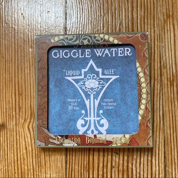 Fantastic Beasts HP Bundle retail $70! - Picture 13 of 16